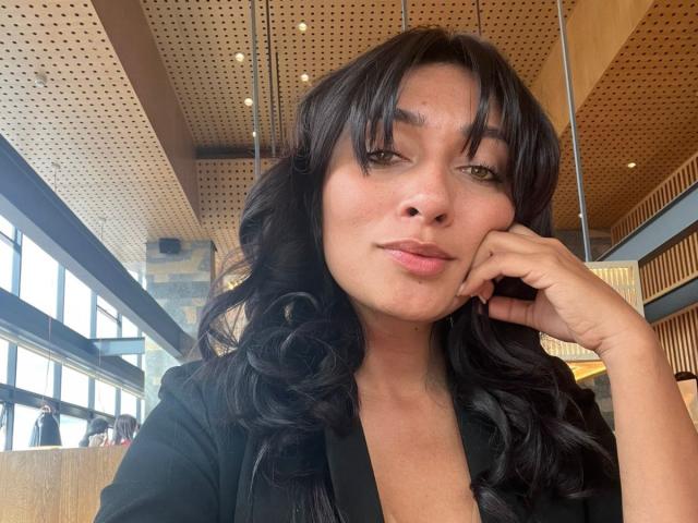 AmelineRousseau - Live porn &amp; sex cam - 28598531