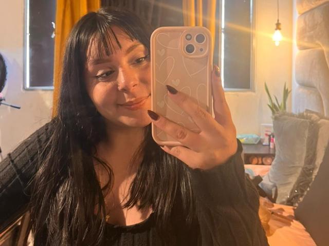 EmaJames - Live sex cam - 28600739