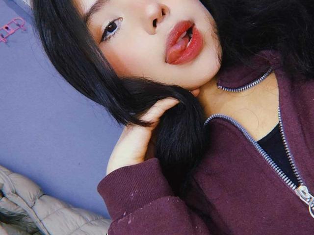 AliceEvansLove - Live porn &amp; sex cam - 28603097