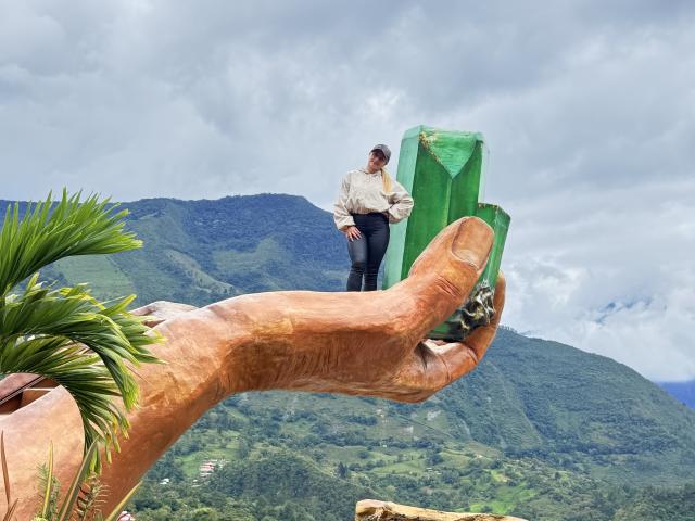 AtheneaRossi - ライブポルノ&amp;セックスカム - 28607297