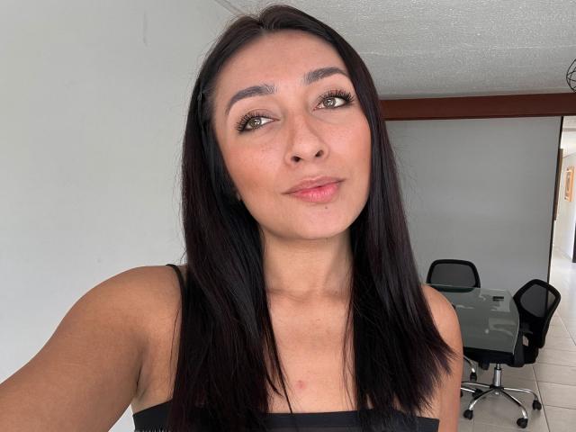 AmelineRousseau - Live sexe cam - 28607666