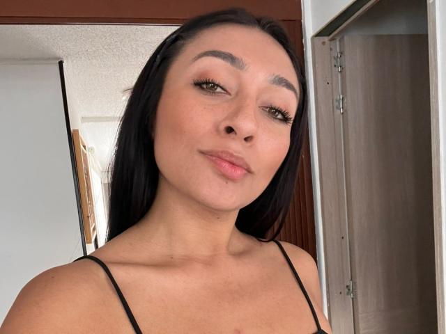 AmelineRousseau - Live sex cam - 28608281