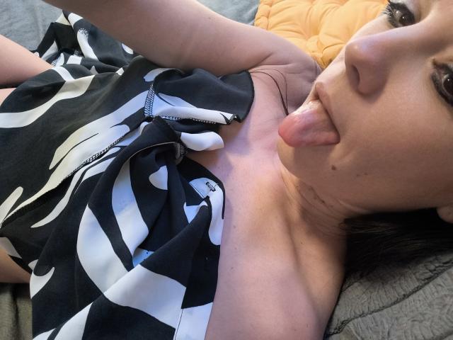 OrianaLaFrancaise - Live sex cam - 28610903