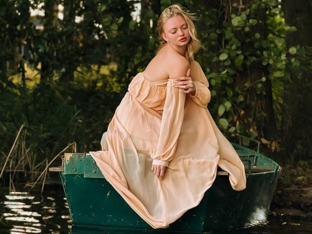 CrystalHope - Live porn &amp; sex cam - 28613828