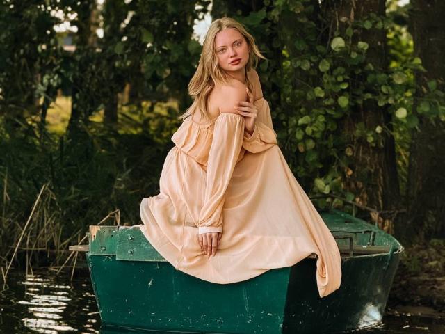 CrystalHope - Live sex cam - 28613831