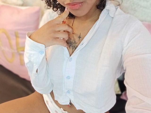 LunaKeller - Live sex cam - 28616603