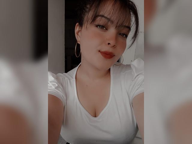 GiaDonovan - Live sex cam - 28616678