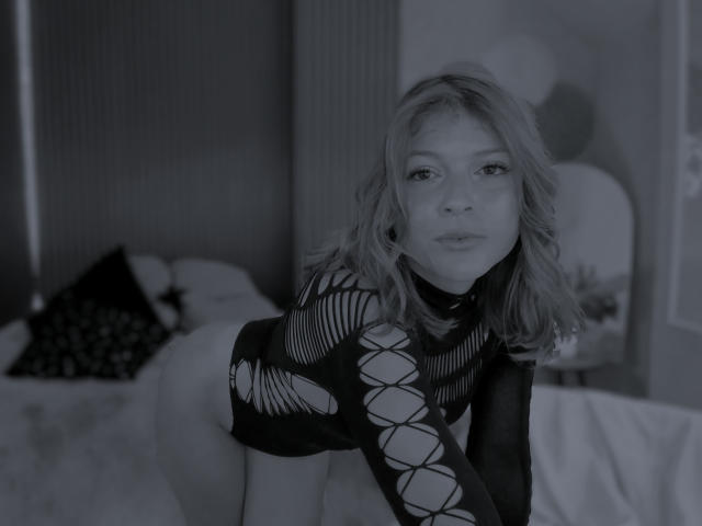 CuteMilanaX - Live sexe cam - 28616852