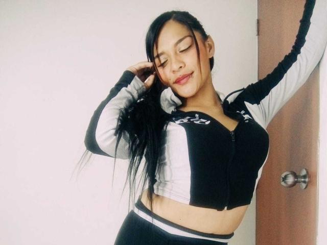 MiaBellucci - Live sex cam - 28620287