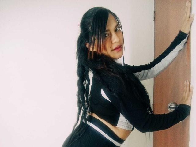 MiaBellucci - Live sex cam - 28620293