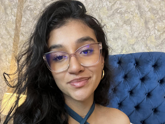 ValentinaCruz69 - Live sex cam - 28621229