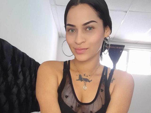 CatalinaAcostaOne - Live porn &amp; sex cam - 28627478