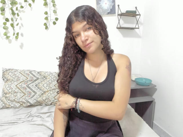 WendyBeckettX - Live sex cam - 28628228