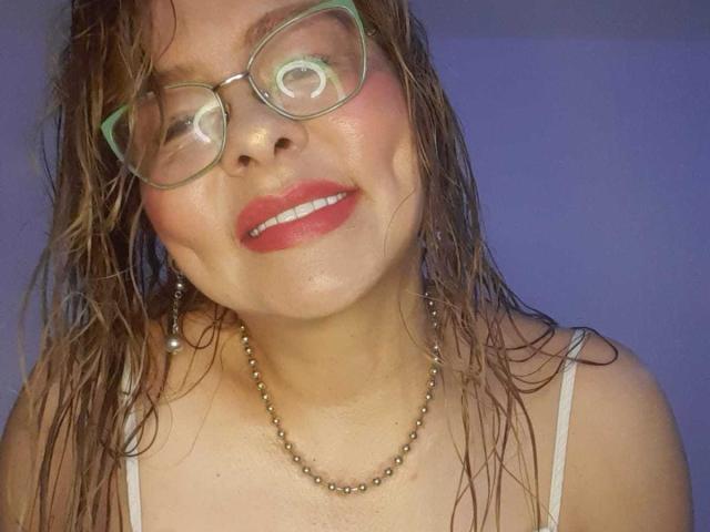 MiaAmoretti - Live porn &amp; sex cam - 28630154