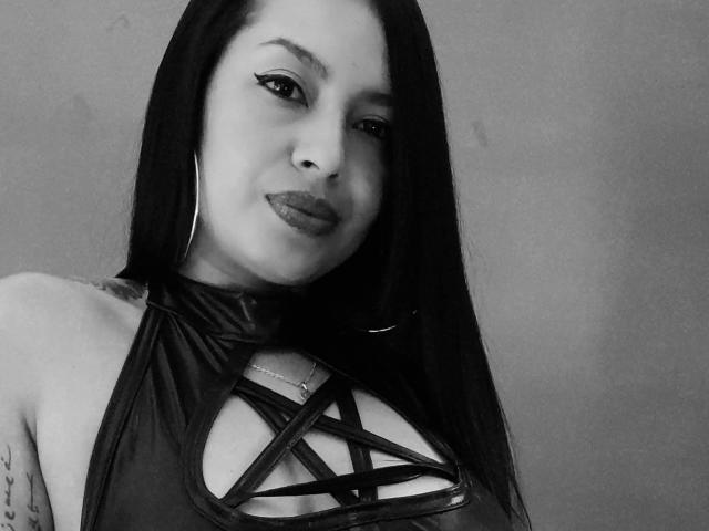 ScarletReign - Live porn &amp; sex cam - 28639730