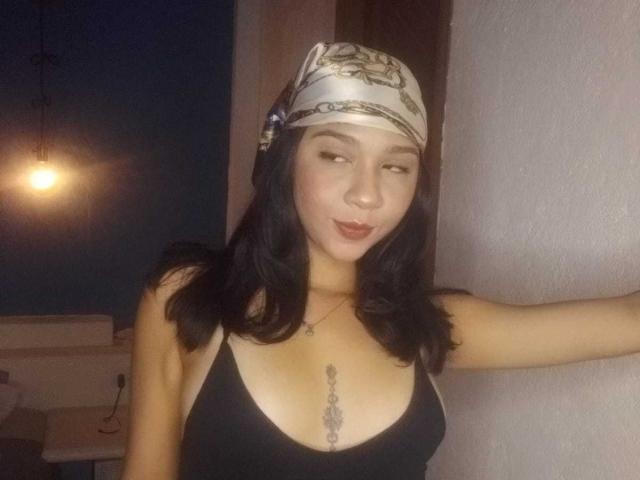 NanaMilan - Live porn &amp; sex cam - 28641062