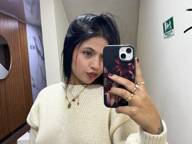 NyraVanel - Live sex cam - 28641338