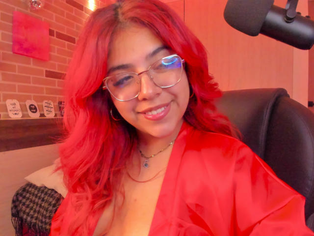 RousseColliinss - Live porn &amp; sex cam - 28645259