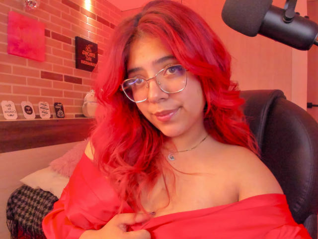 RousseColliinss - Live porn &amp; sex cam - 28645265