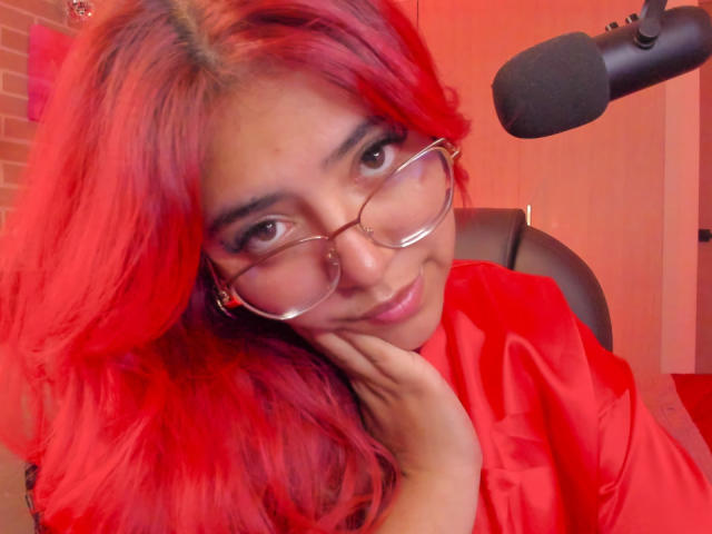 RousseColliinss - Live porn &amp; sex cam - 28645283