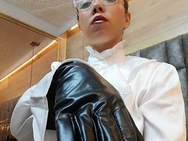 BarbaraLeythonn - Live porn &amp; sex cam - 28648607