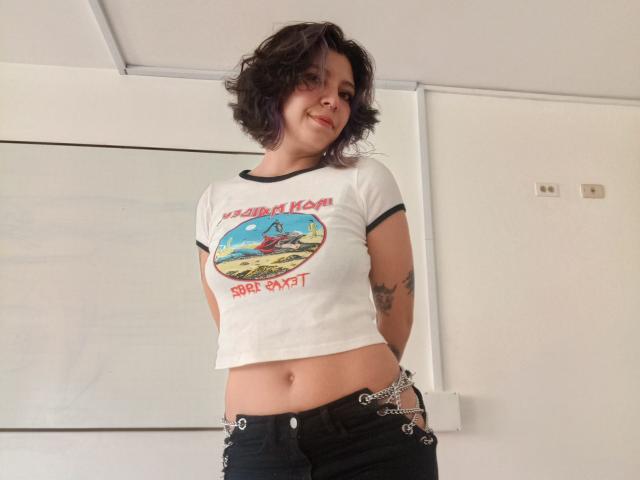 AluDamn - Live Sex Cam - 28650482