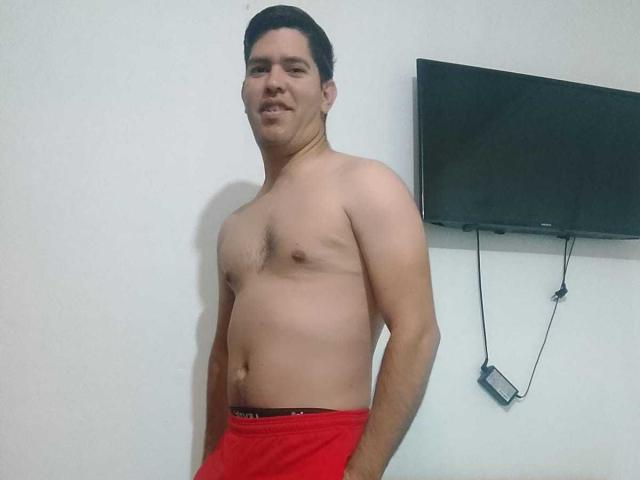 ChristopherRusso - Live sex cam - 28650986
