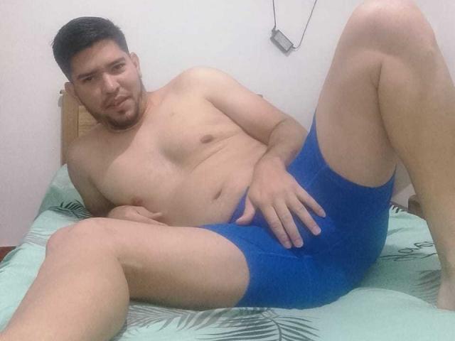 ChristopherRusso - Live sex cam - 28651031