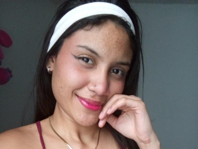 ValeryPoleth - Camera khiêu dâm &amp; quyến rũ trực tiếp - 28651757