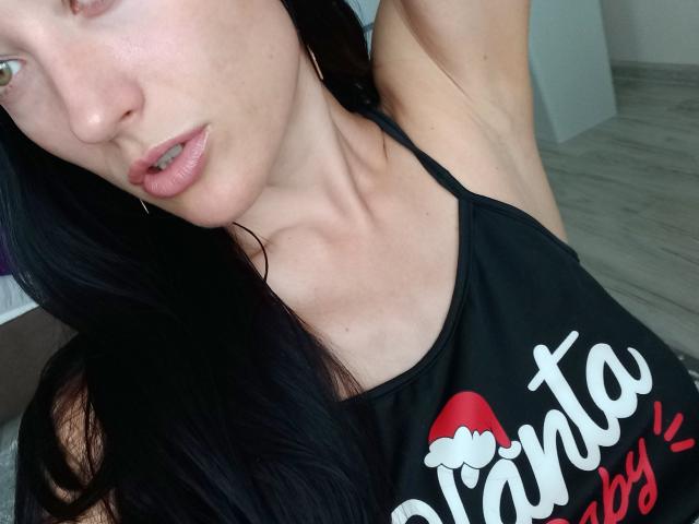 BellaJulls - Live porn &amp; sex cam - 28653173