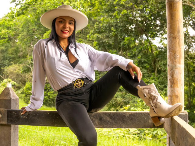 JessicaFiore - Live porn &amp; sex cam - 28656362