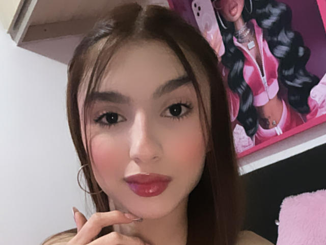 MilanMoon - Live porn &amp; sex cam - 28657085