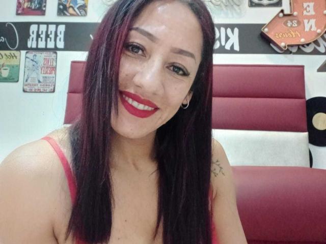 SamanthaCorine - Live porn &amp; sex cam - 28659500