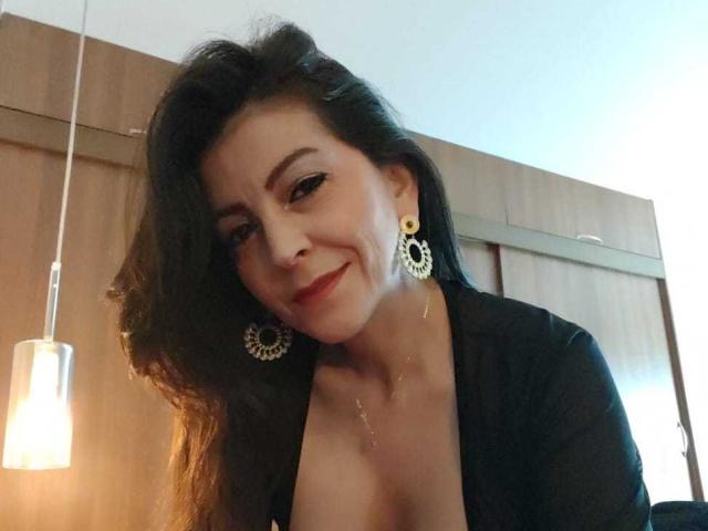 AlliePearl - Live sex cam - 28659755