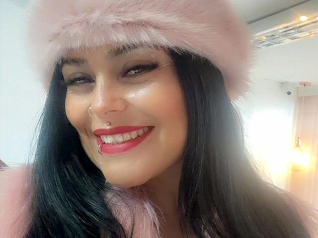 CharlotteCrofort - Live sex cam - 28660811