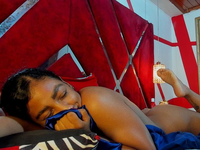 NatalyBlonder - сексуальная веб-камера в реальном времени - 28663805