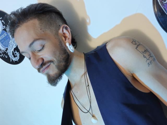 AngelDamianArt - Live porn &amp; sex cam - 28665101