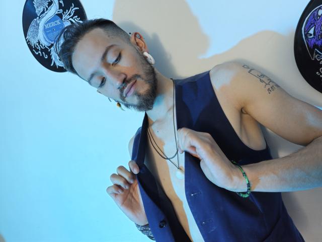 AngelDamianArt - Live porn &amp; sex cam - 28665182