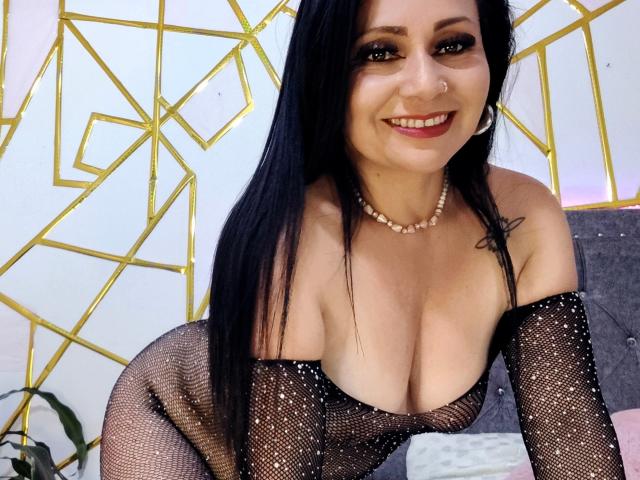 Zaria69 - Live porn &amp; sex cam - 28665389