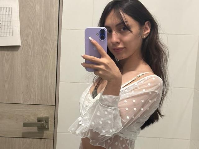 Luluberrie - Live sex cam - 28666682