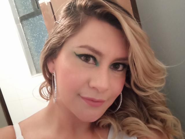 ChanellTaylorS - Live sex cam - 28670822