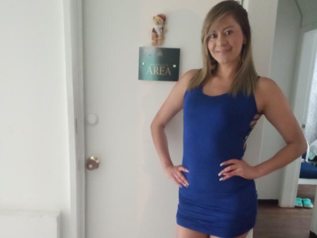 ChanellTaylorS - Live sex cam - 28670963