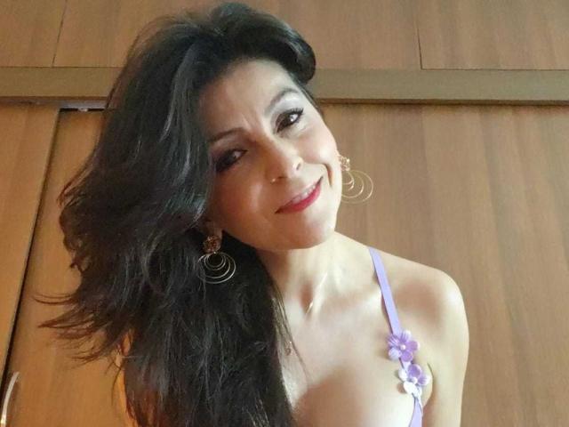 AlliePearl - Live Sex Cam - 28671518