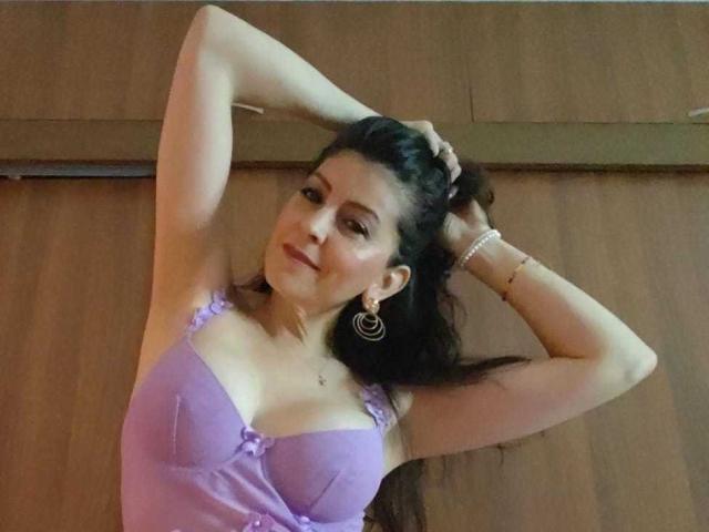 AlliePearl - Live porn &amp; sex cam - 28671521