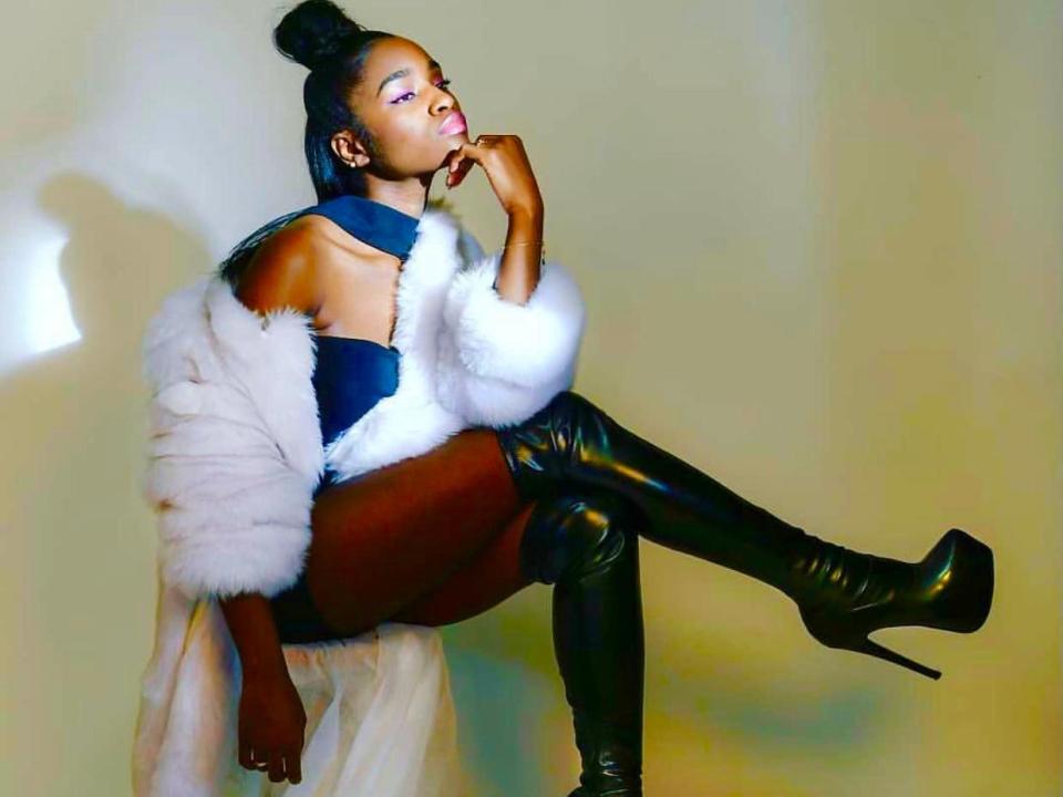 SweetPearX - Live porn &amp; sex cam - 28675910