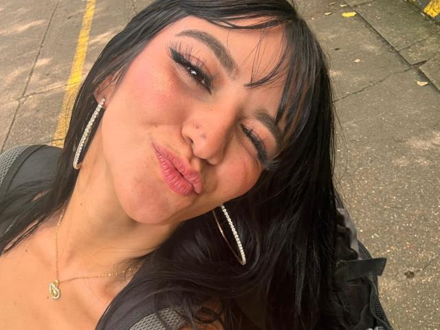 LindaWatsong - Live porn &amp; sex cam - 28679483