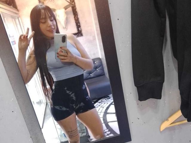 AnalisseJade - Live sex cam - 28679858