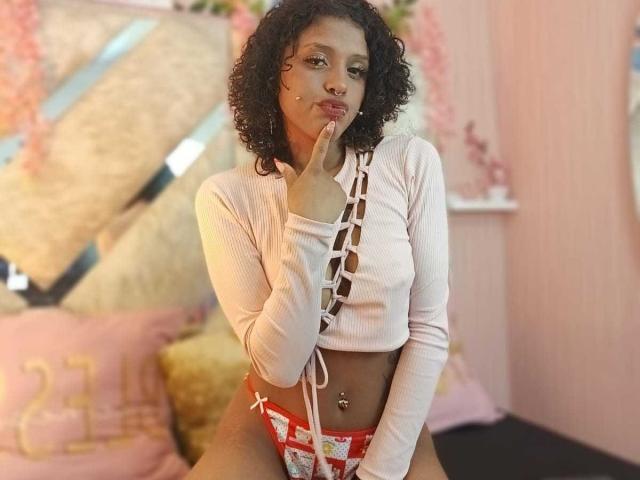 LunaKeller - Live sex cam - 28680686