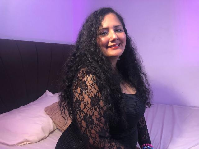 GenesisMontenegro - Live sex cam - 28680878