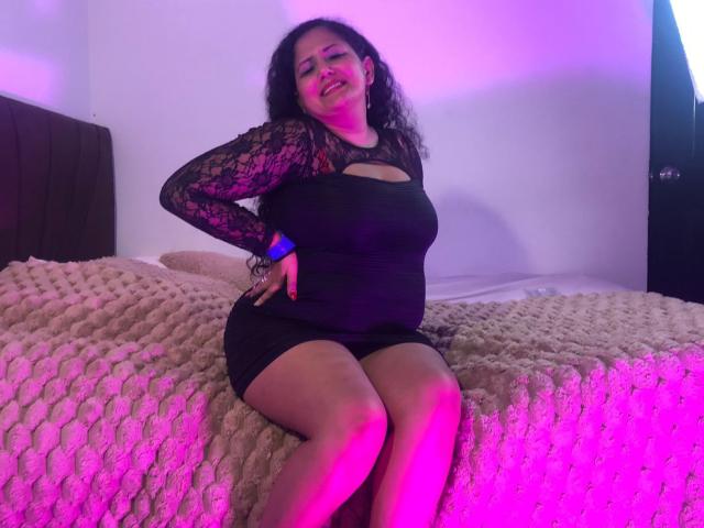 GenesisMontenegro - Live sex cam - 28680887